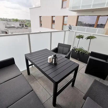 Smart Grunwaldzka 240 * ポズナン