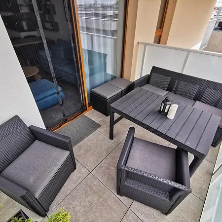 Smart Grunwaldzka 240 Daire *